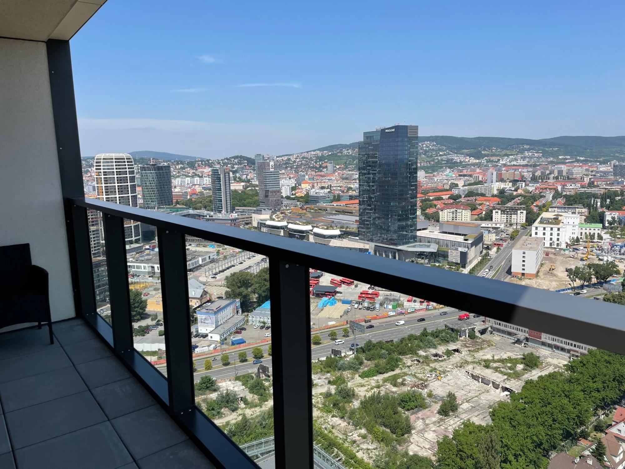 Apartmán View From 30. Floor, Parking Price Included *